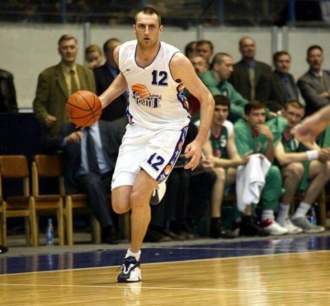 About Chris Chris Anstey